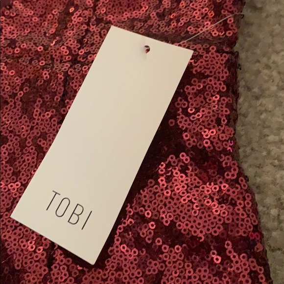 Red sequence dress - Picture 2 of 2